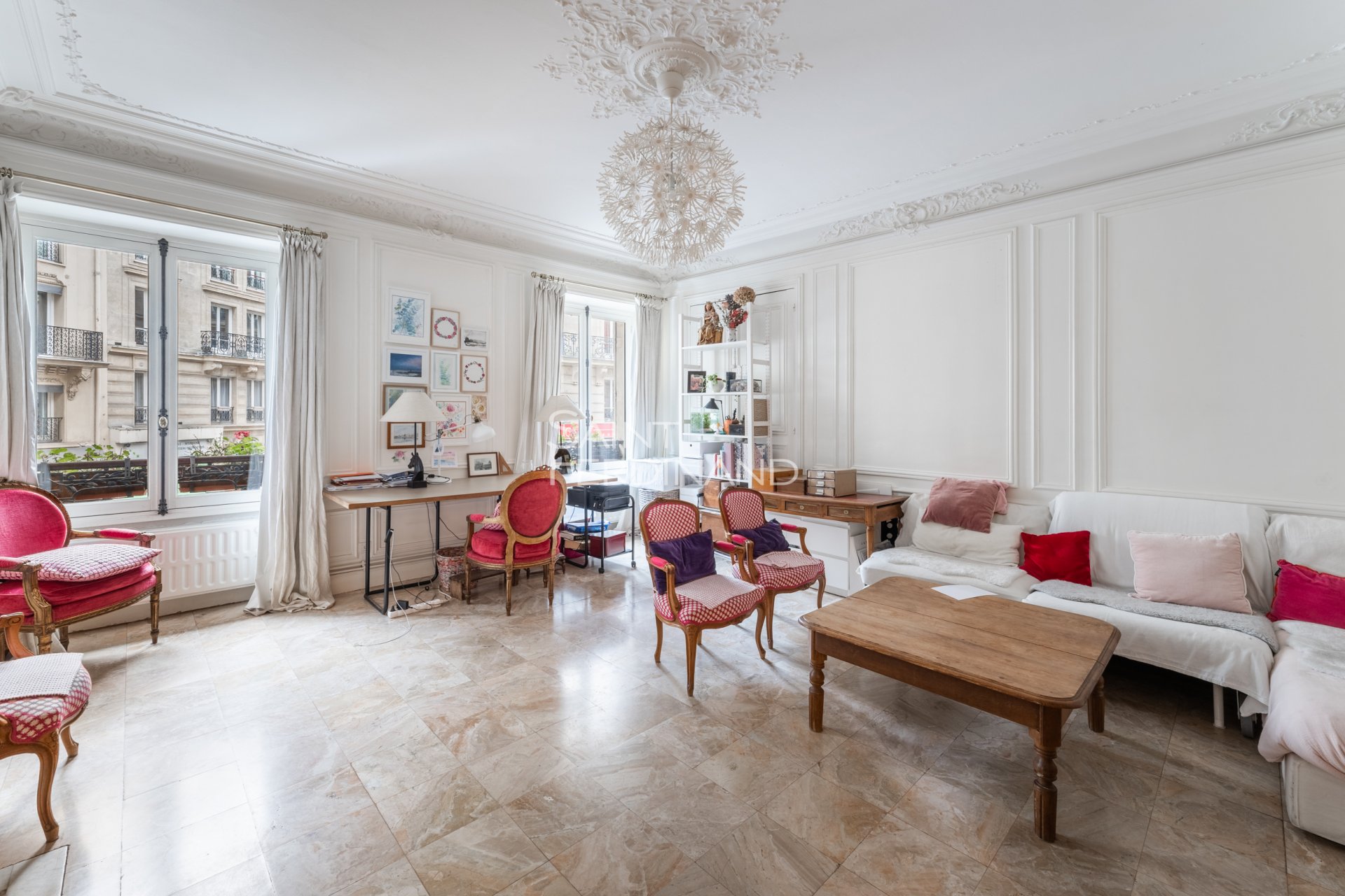 Paris Villiers Europe 4 chambres vue dégagée Saint Ferdinand Immobilier