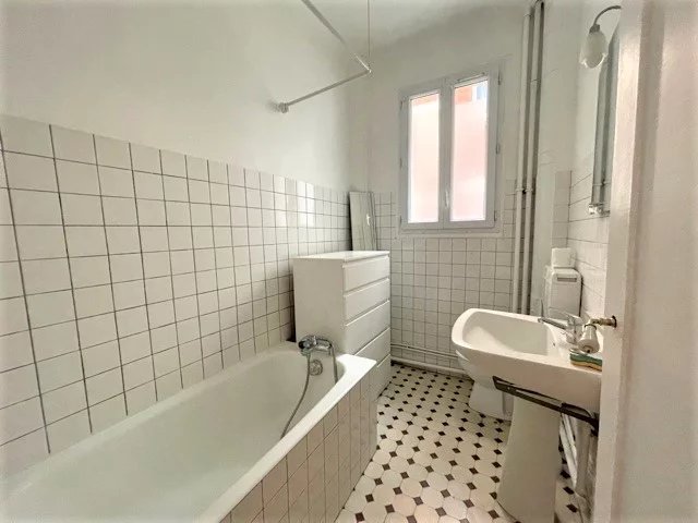 Appartement 4 pièces 25 m² · à Paris · 25 m² · 285 000 €