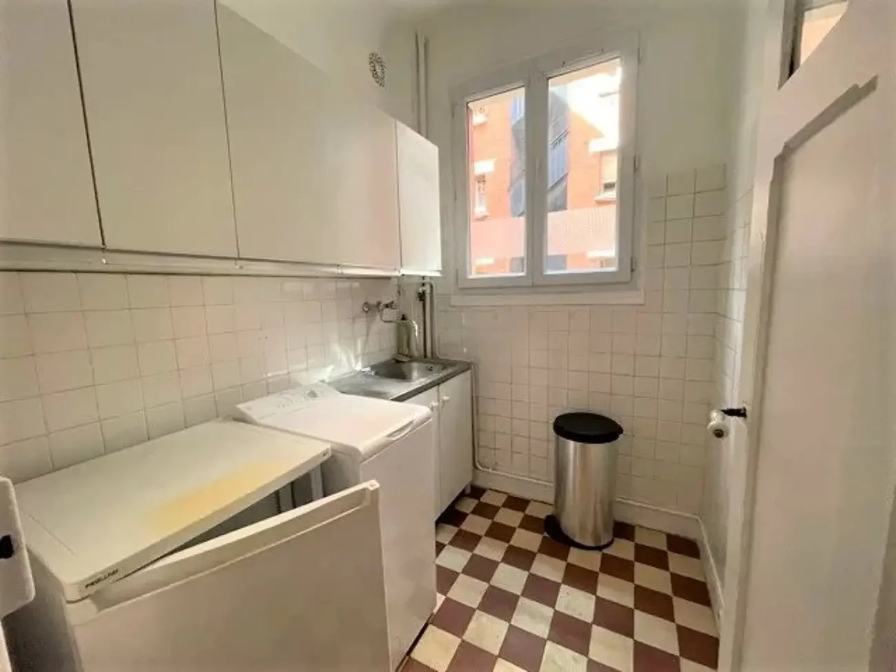 Appartement 4 pièces 25 m² · à Paris · 25 m² · 285 000 €
