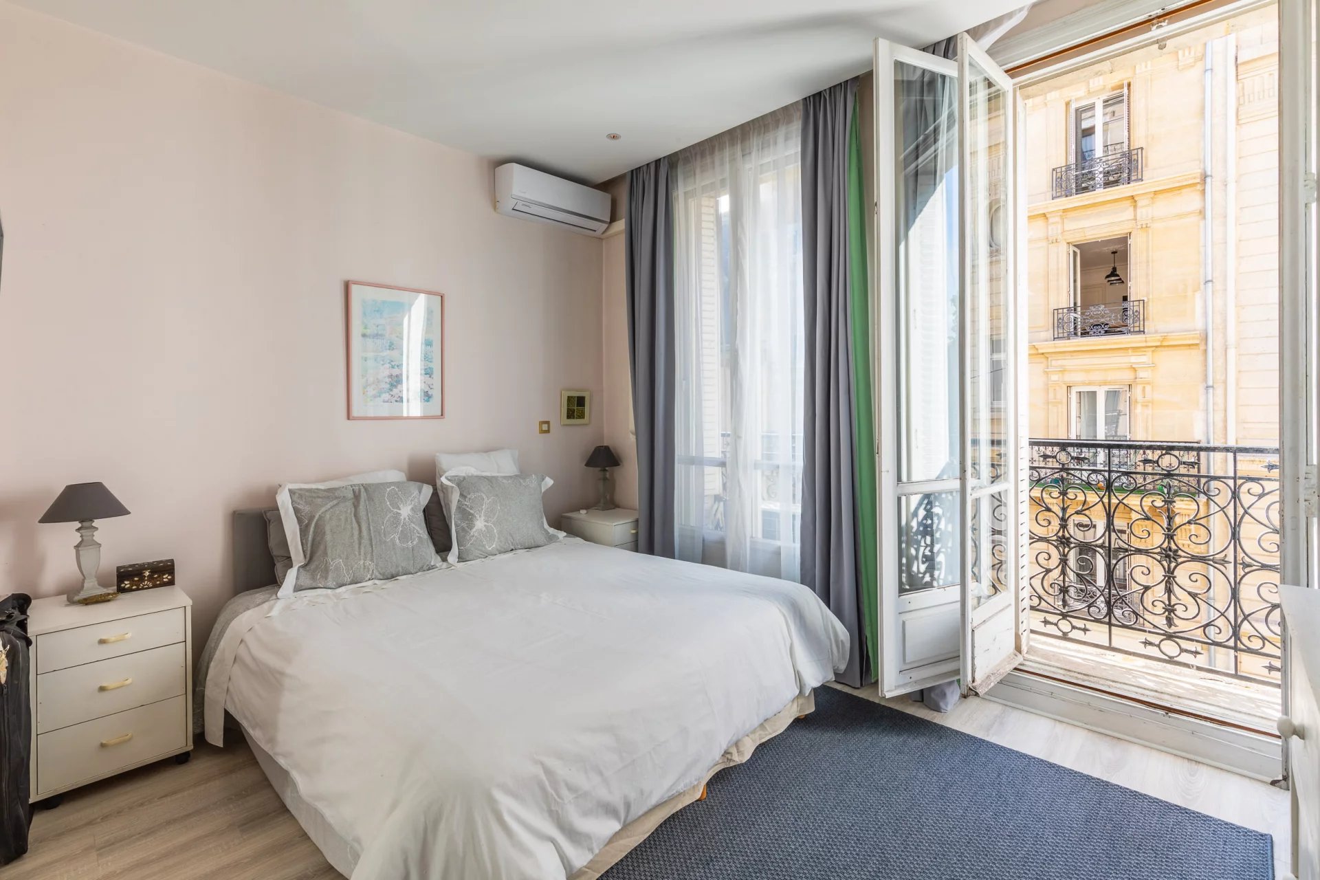 Appartement 5 pièces 192 m² · à Paris · 192 m² · 2 365 000 €