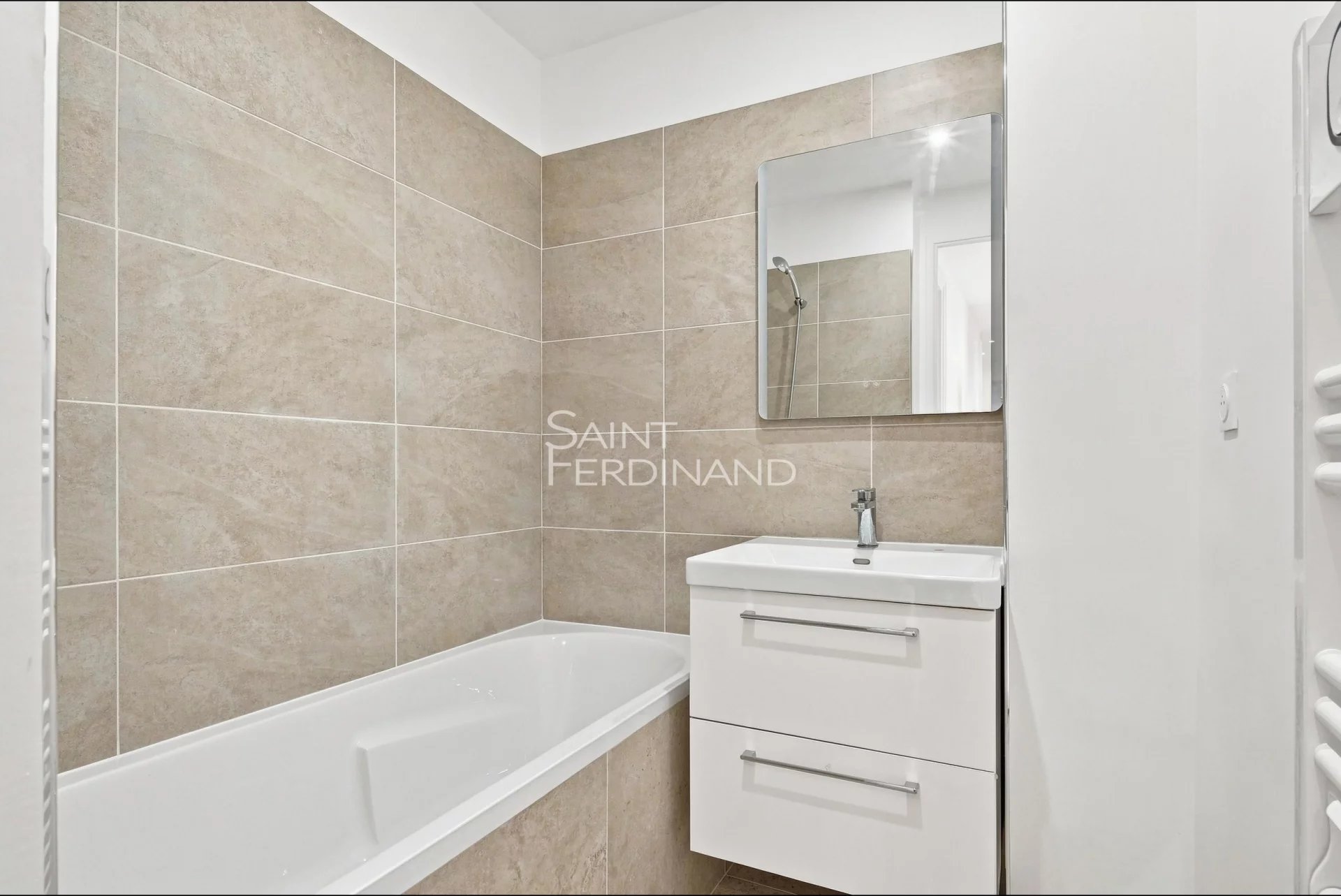 Appartement 3 pièces 69 m² · à Paris · 69,4 m² · 729 000 €