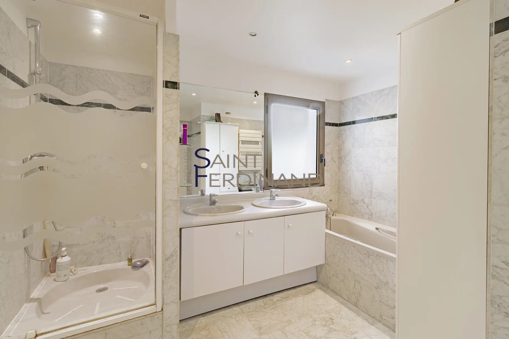 Appartement 5 pièces 139 m² · à Levallois-Perret · 139,2 m² · 1 430 000 €