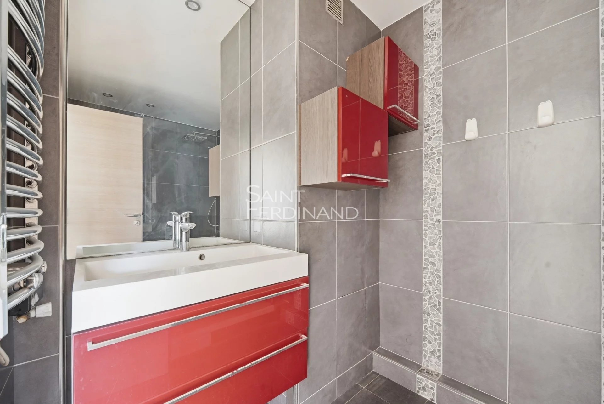 Appartement 4 pièces 94 m² · à Paris · 94 m² · 1 090 000 €
