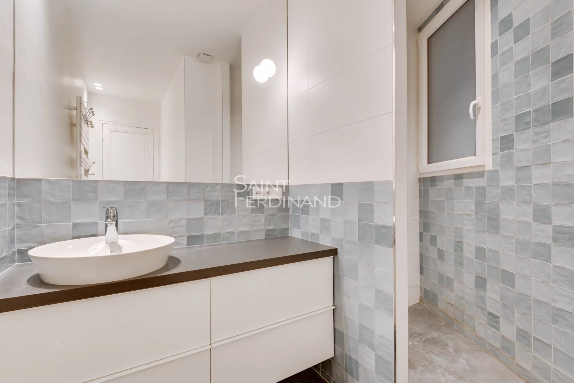 Appartement 9 pièces 284 m² · à Paris · 284,4 m² · 2 980 000 €