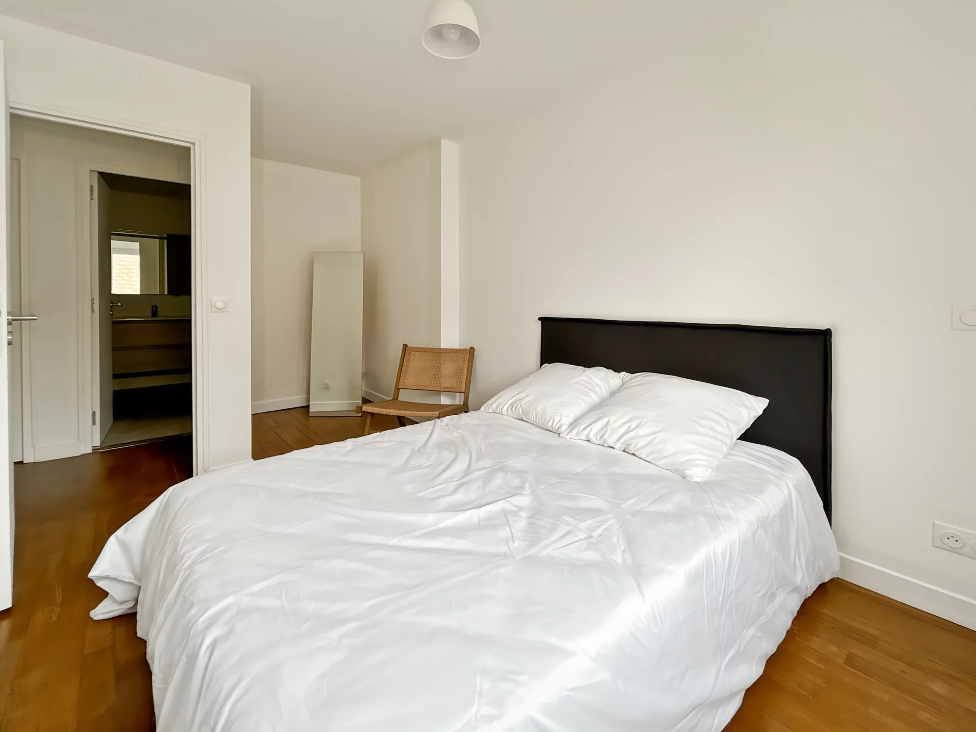Appartement 3 pièces 56 m² · à Paris · 55,9 m² · 675 000 €